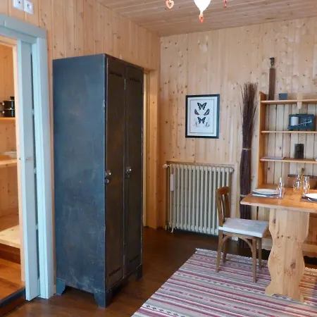 Au Dela Du Temps Bed & Breakfast
