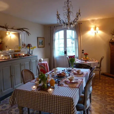Au Dela Du Temps Bed & Breakfast Saint-Mamet
