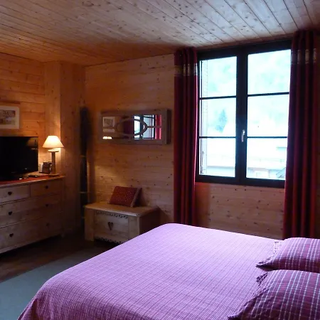 Au Dela Du Temps Bed & Breakfast 3*