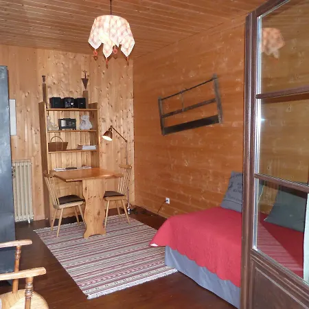 Au Dela Du Temps Frühstückspension Saint-Mamet